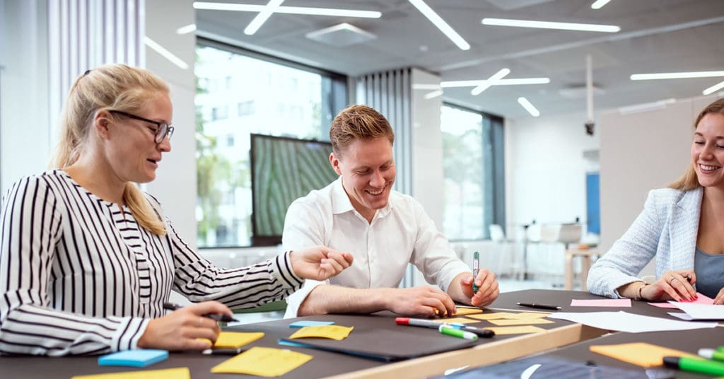 What is the cost of lean six sigma black belt colors courses?