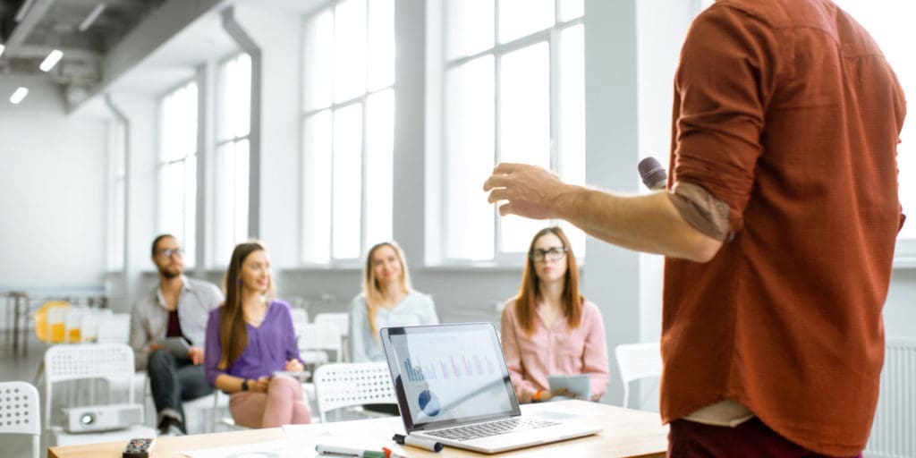 What are the six sigma green belt testing requirements?